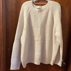 New w/o tags (tag fell off) off white sweater